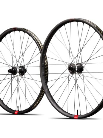Reserve 30|DH MX Carbon wheelset