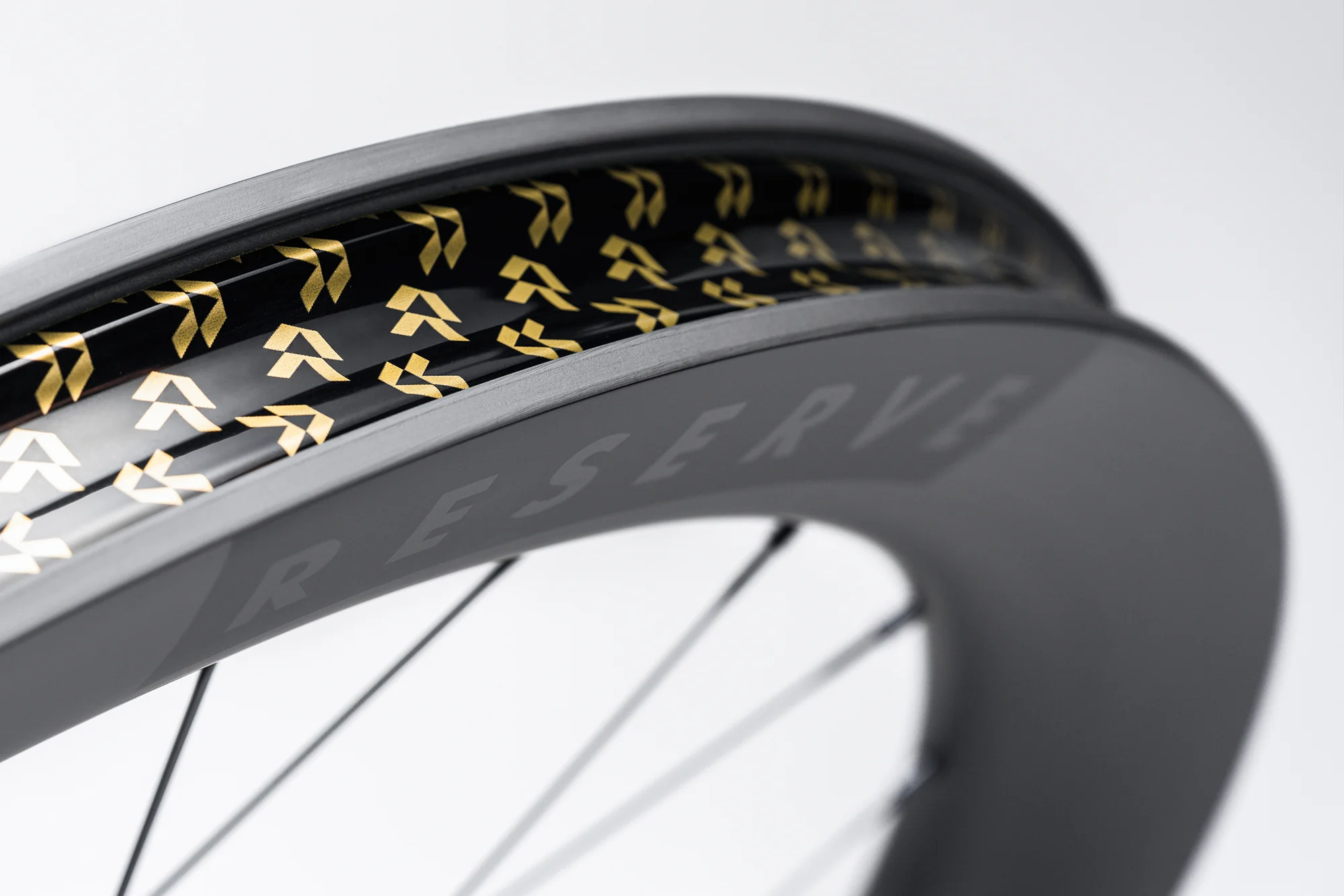RESERVE 48 | 53 GR DT 350 carbon gravel wheelset - Image 5