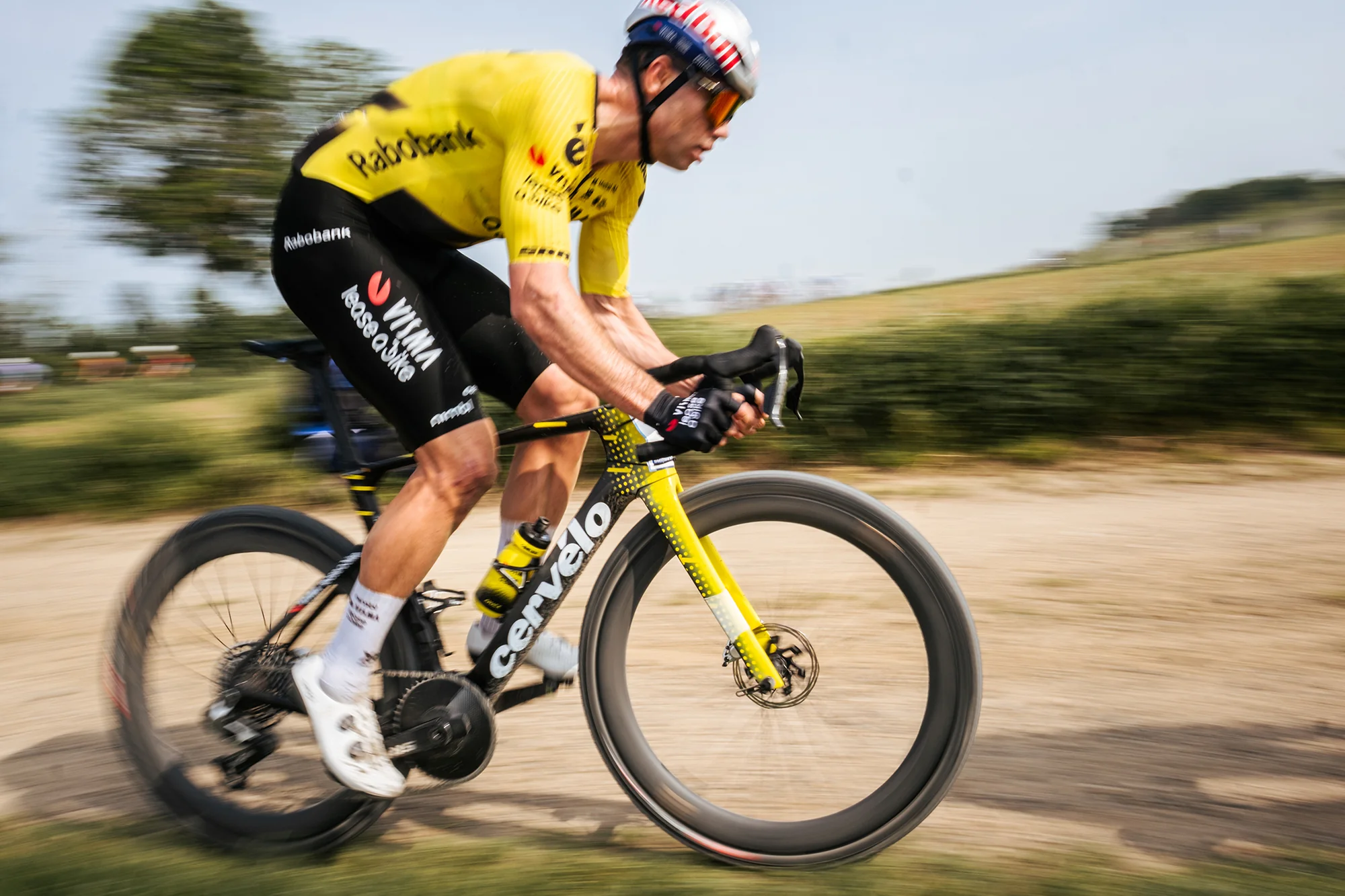RESERVE 48 | 53 GR DT 350 carbon gravel wheelset - Image 2